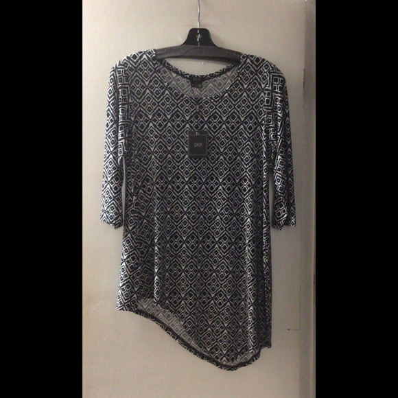 🌟3/4 Sleeve Asymmetric Tunic - Picture 1 of 5
